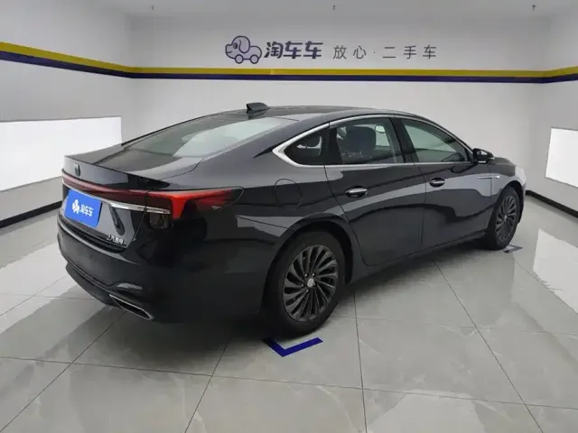 Buick LaCrosse — Фото автомобиля 3