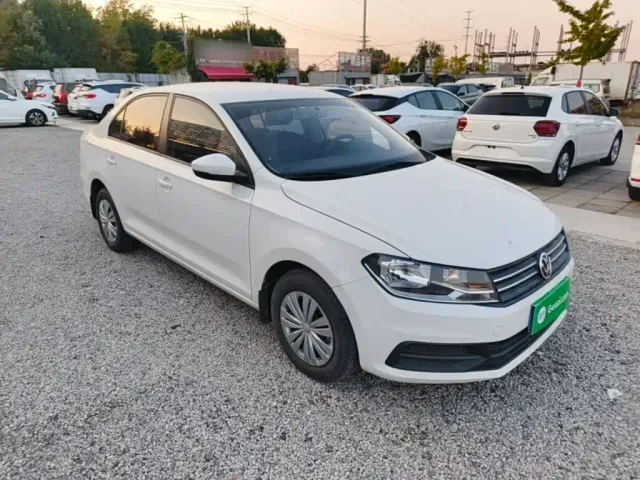 Volkswagen Santana — Фото автомобиля 3