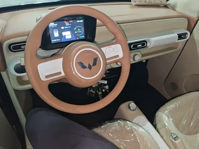 Wuling Hongguang Mini EV — Фото автомобиля 9