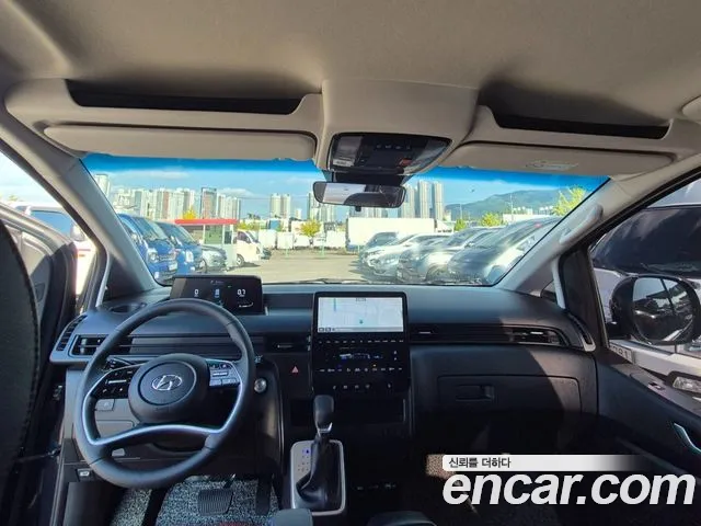 Hyundai Staria — Фото автомобиля 11