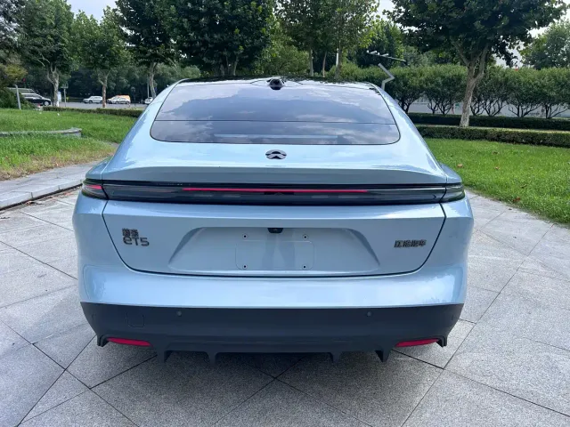 Nio ET5 — Фото автомобиля 3