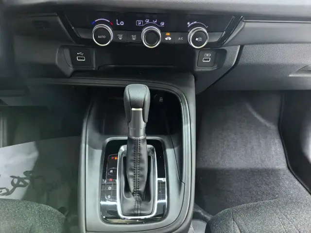 Honda Vezel — Фото автомобиля 10