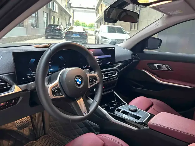 BMW BMW 3 Series 2023 320i M Sport Package — Фото автомобиля 20