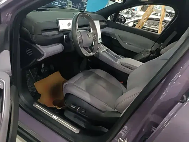 Nio EC6 — Фото автомобиля 15