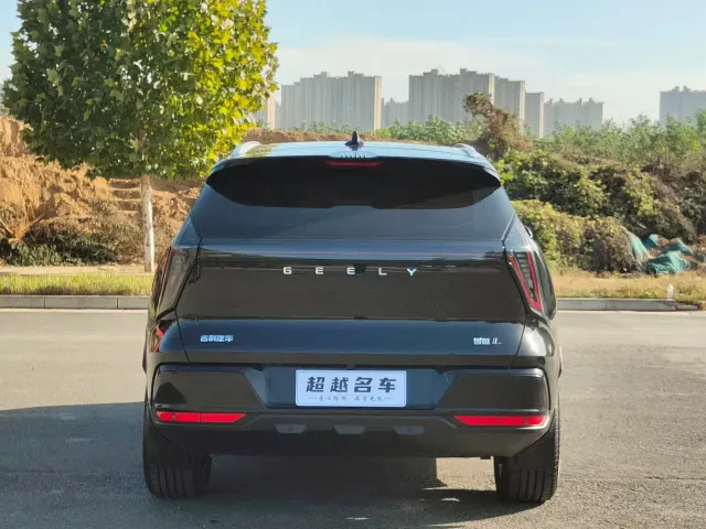 Geely Boyue L — Фото автомобиля 6