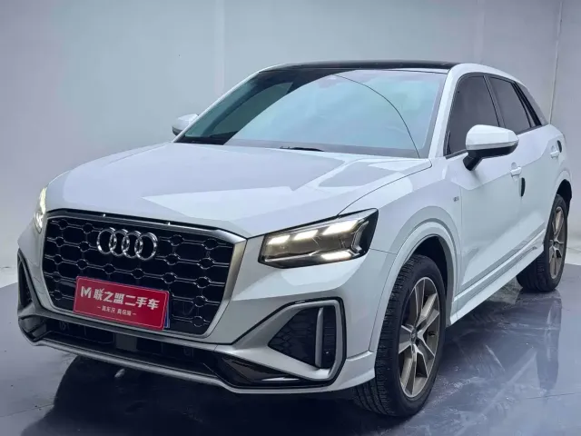 Фотография автомобиля — Audi Q2L