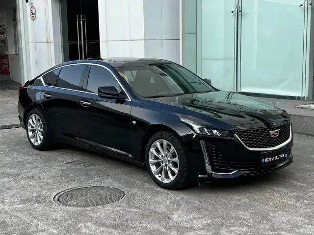Cadillac CT5 — Фото автомобиля 3