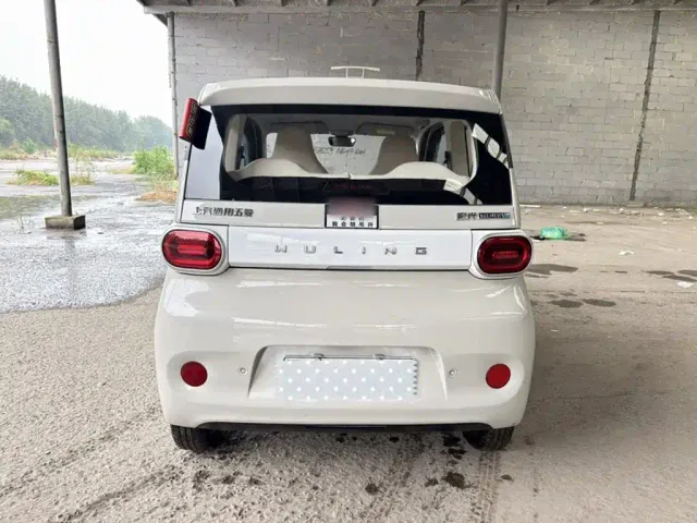 Wuling Hongguang Mini EV — Фото автомобиля 9