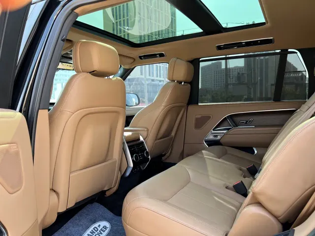 Land Rover Range Rover — Фото автомобиля 5