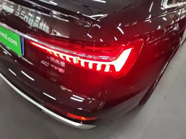 Audi A6L — Фото автомобиля 7