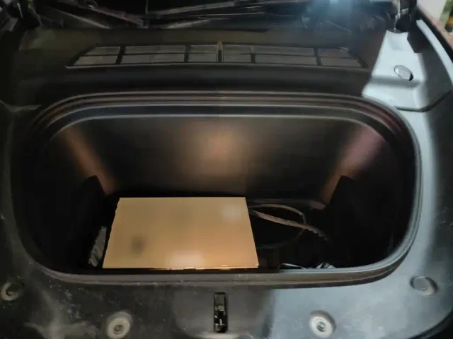 Tesla Model Y — Фото автомобиля 16