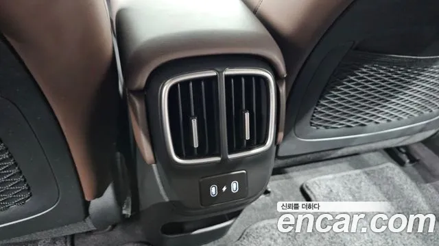 Hyundai Ioniq6 Long Range AWD — Фото автомобиля 29