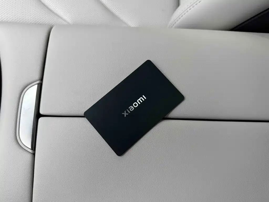 Xiaomi Auto Xiaomi SU7 2024 RWD Ultra Long Range Advanced Smart Driving Pro Edition — Фото автомобиля 8