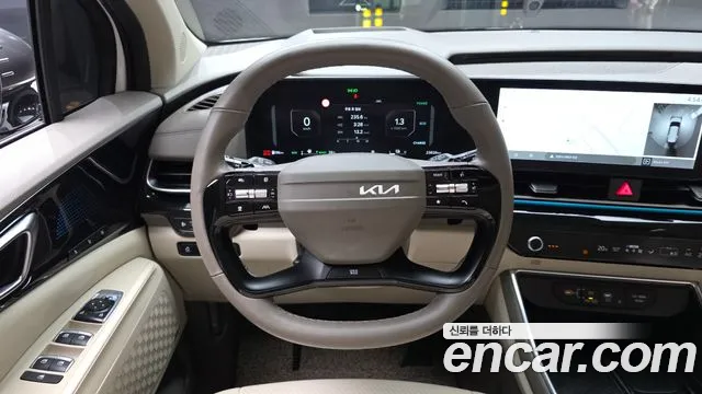 Kia Carnival 4th Gen — Фото автомобиля 13