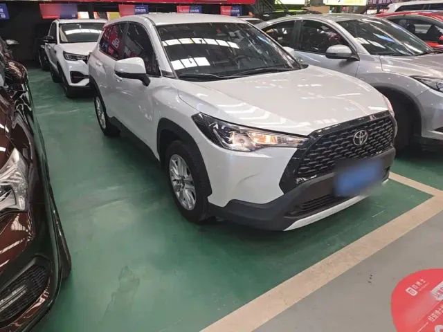 Toyota Corolla Cross — Фото автомобиля 21