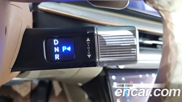 Hyundai Grandeur GN7 — Фото автомобиля 12