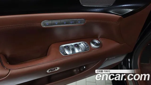 Genesis G90 Бензин 3.5 турбо AWD — Фото автомобиля 26