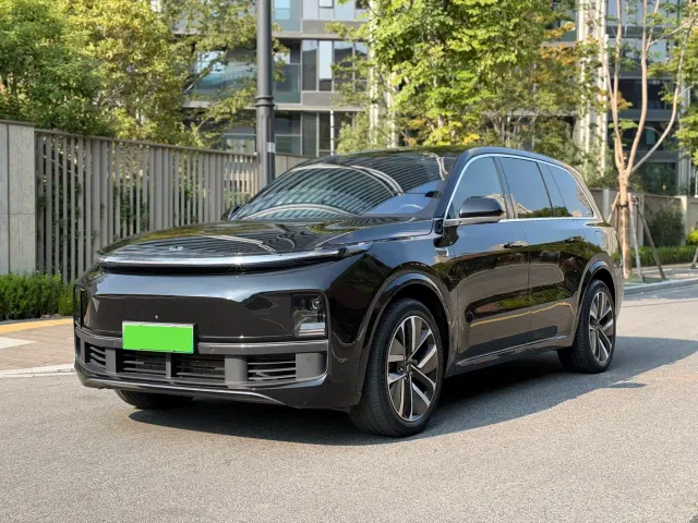 Фотография автомобиля — Li Auto L9