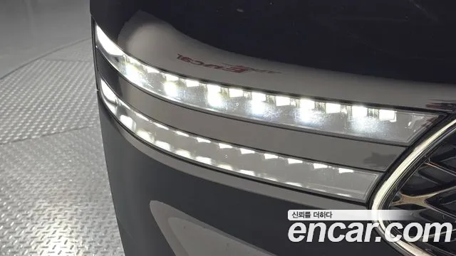 Genesis G90 Бензин 3.5 турбо AWD — Фото автомобиля 15