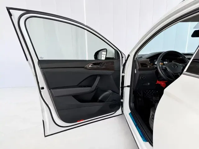 Volkswagen Tharu — Фото автомобиля 21