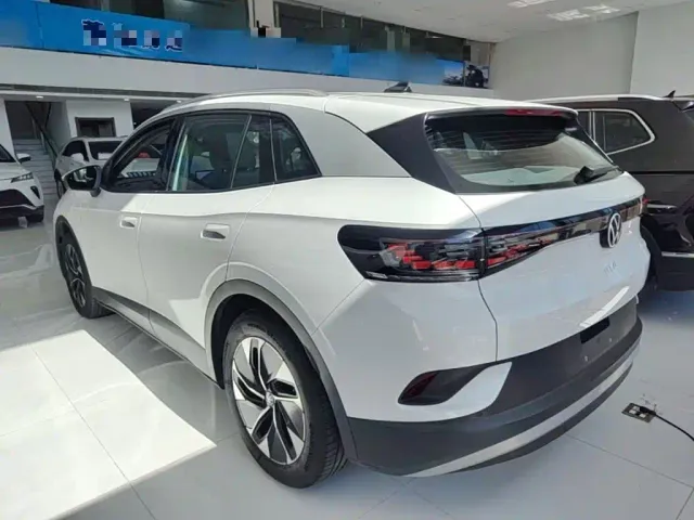 Volkswagen ID.4 Crozz — Фото автомобиля 4