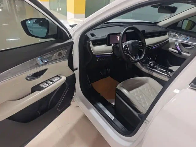 Jetour X70 — Фото автомобиля 15