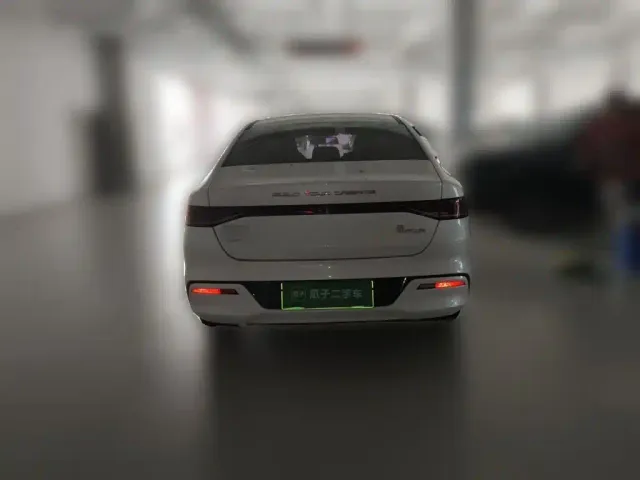 BYD Qin PLUS — Фото автомобиля 3