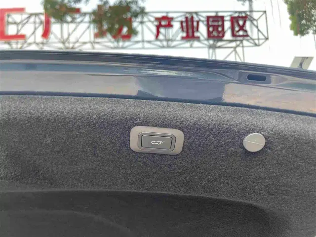 Geely Galaxy Xingyao 8 — Фото автомобиля 21