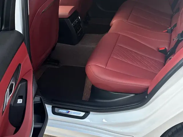 BMW 3 Series — Фото автомобиля 6