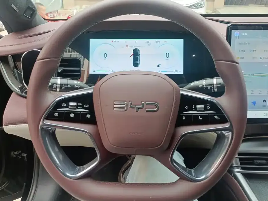 BYD Seal 2023 DM-i 1.5T 121km Premium — Фото автомобиля 15