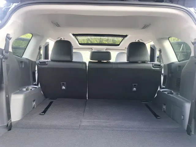 Toyota Highlander — Фото автомобиля 14