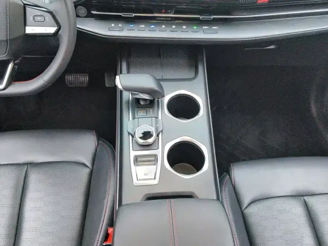 Changan CS55 Plus — Фото автомобиля 16