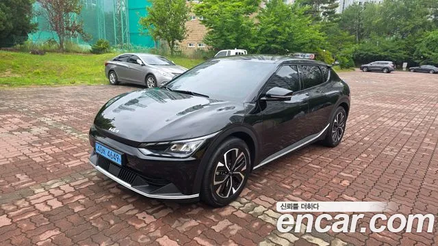 Kia EV6 — Фото автомобиля 2