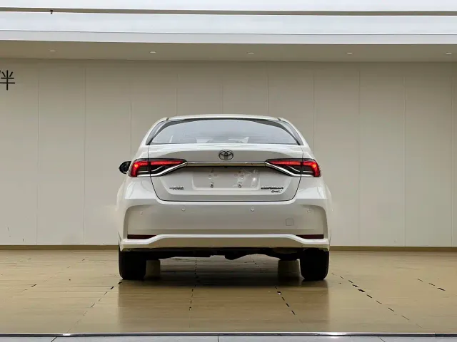 Toyota Corolla — Фото автомобиля 16