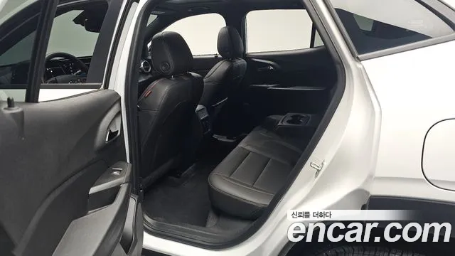 ChevroletGMDaewoo Trax Trax Кроссовер — Фото автомобиля 11