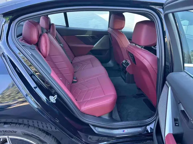 BMW i5 — Фото автомобиля 14