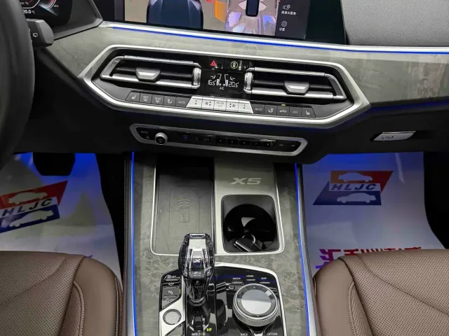 BMW X5 — Фото автомобиля 15
