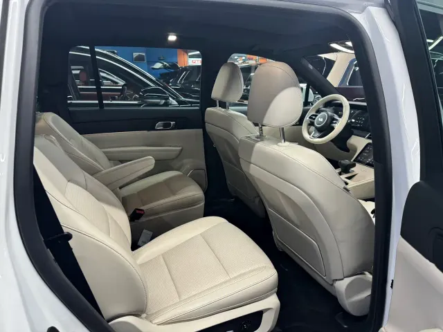 Li Auto ONE — Фото автомобиля 7