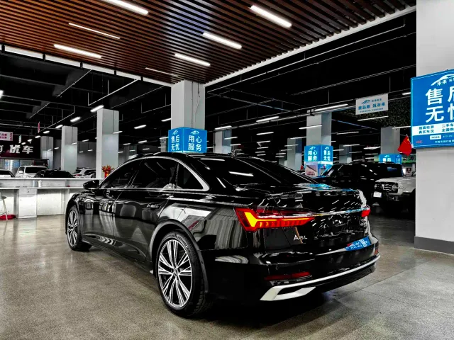 Audi A6L — Фото автомобиля 16
