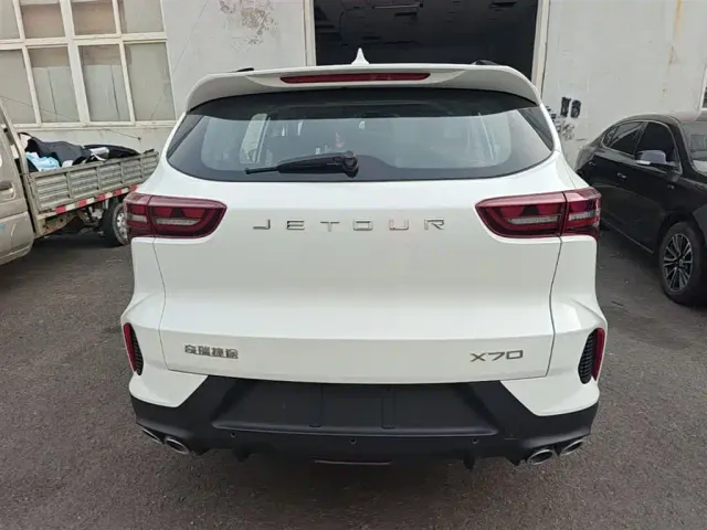 Jetour X70 — Фото автомобиля 5