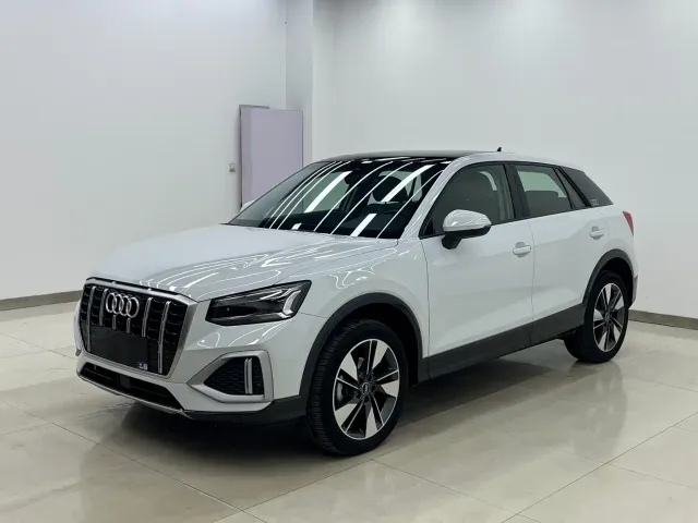 Фотография автомобиля — Audi Q2L