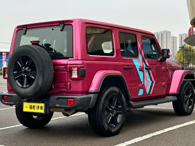 Jeep Wrangler — Фото автомобиля 5