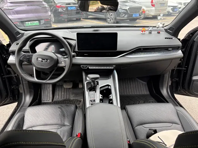 Geely Xingrui — Фото автомобиля 8