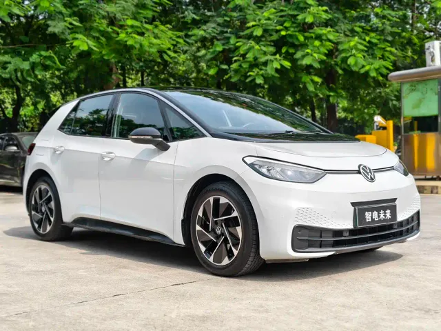 Volkswagen ID.3 — Фото автомобиля 3