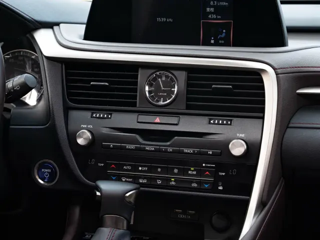 Lexus RX — Фото автомобиля 18