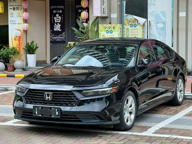 Фотография автомобиля — Honda Accord
