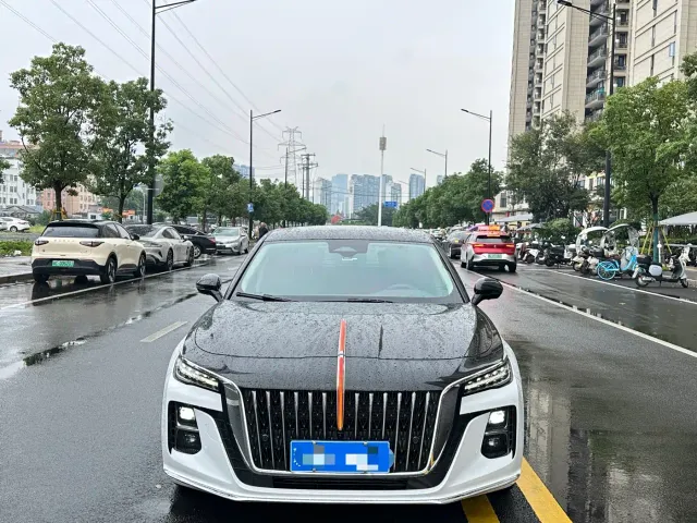 Hongqi H5 — Фото автомобиля 2