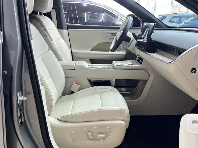 Toyota BoZhi 3X — Фото автомобиля 19
