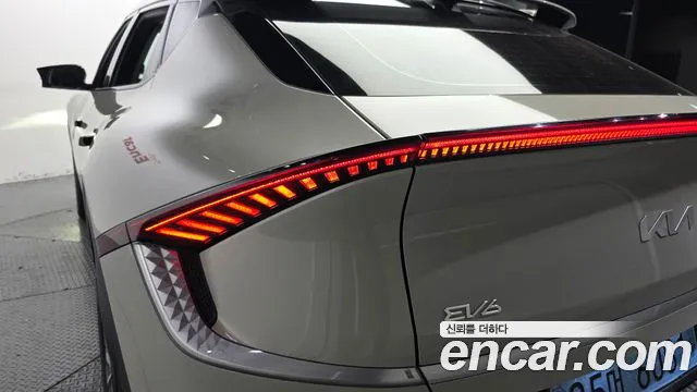 Kia EV6 — Фото автомобиля 8