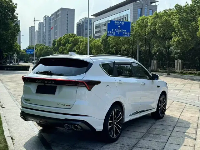 Jetour X70 Plus — Фото автомобиля 9